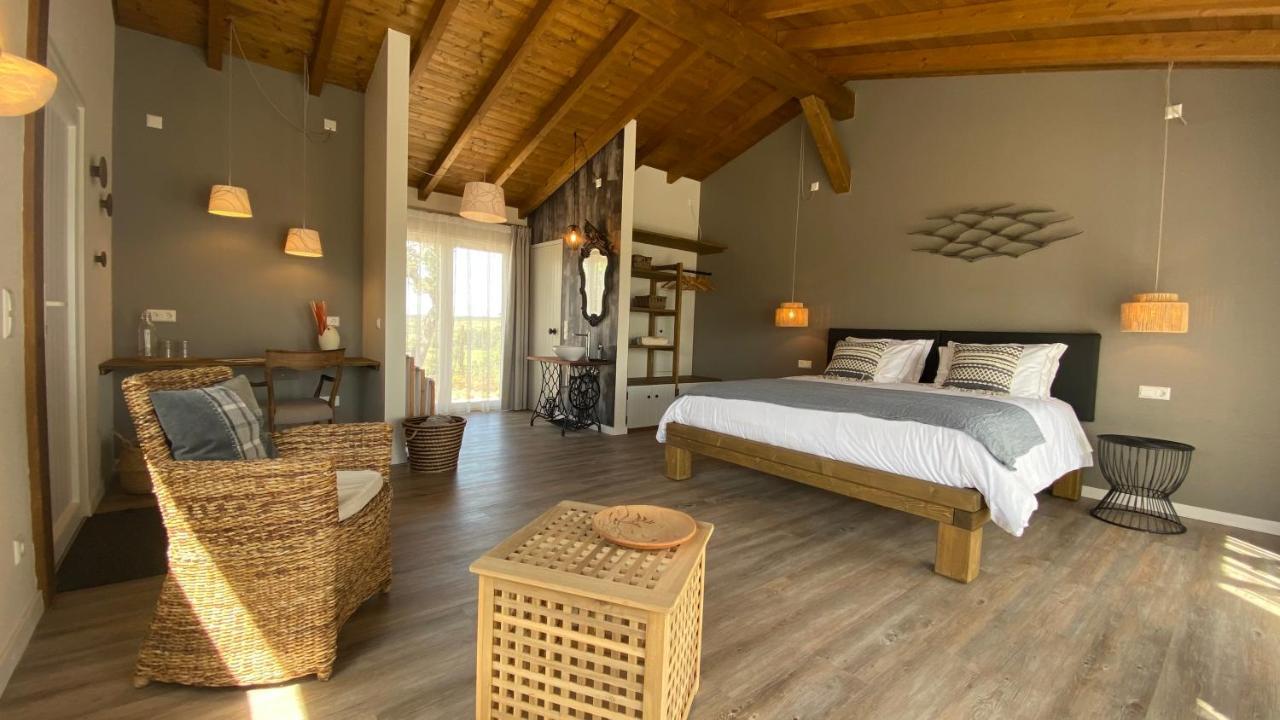 Sussurros Do Monte Bed & Breakfast Aljezur Exterior photo